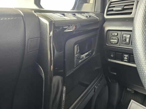 Used 2019 Toyota 4Runner Limited image 23