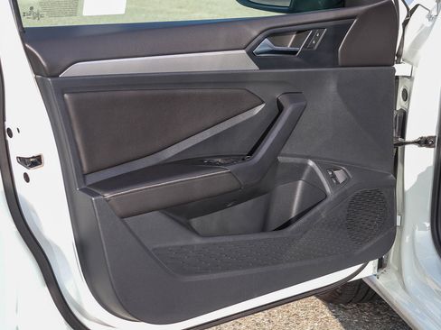 Used 2024 Volkswagen Jetta S image 20