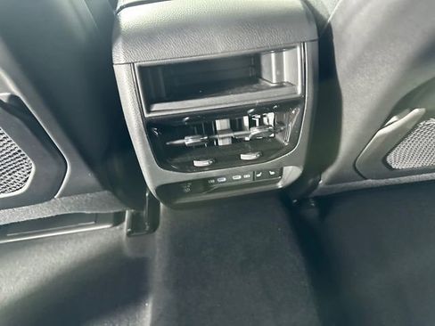 New 2026 Jeep Grand Cherokee Limited AWD/4WD image 18
