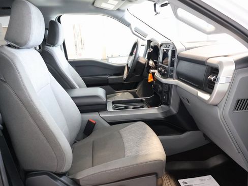 Used 2022 Ford F150 XLT image 34