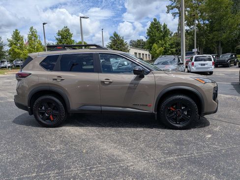 Used 2026 Nissan Rogue SV w/ Rock Creek Premium Package AWD/4WD image 3
