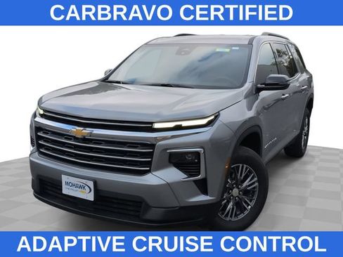 Certified 2026 Chevrolet Traverse LT AWD/4WD image 1