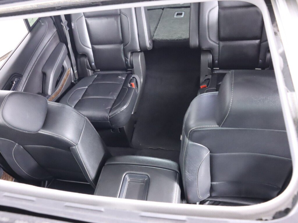 Used 2020 Chevrolet Tahoe LT AWD/4WD image 25
