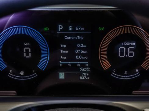 Certified 2025 Hyundai Tucson SEL FWD image 38