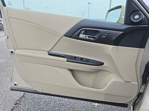 Used 2013 Honda Accord EX-L image 24