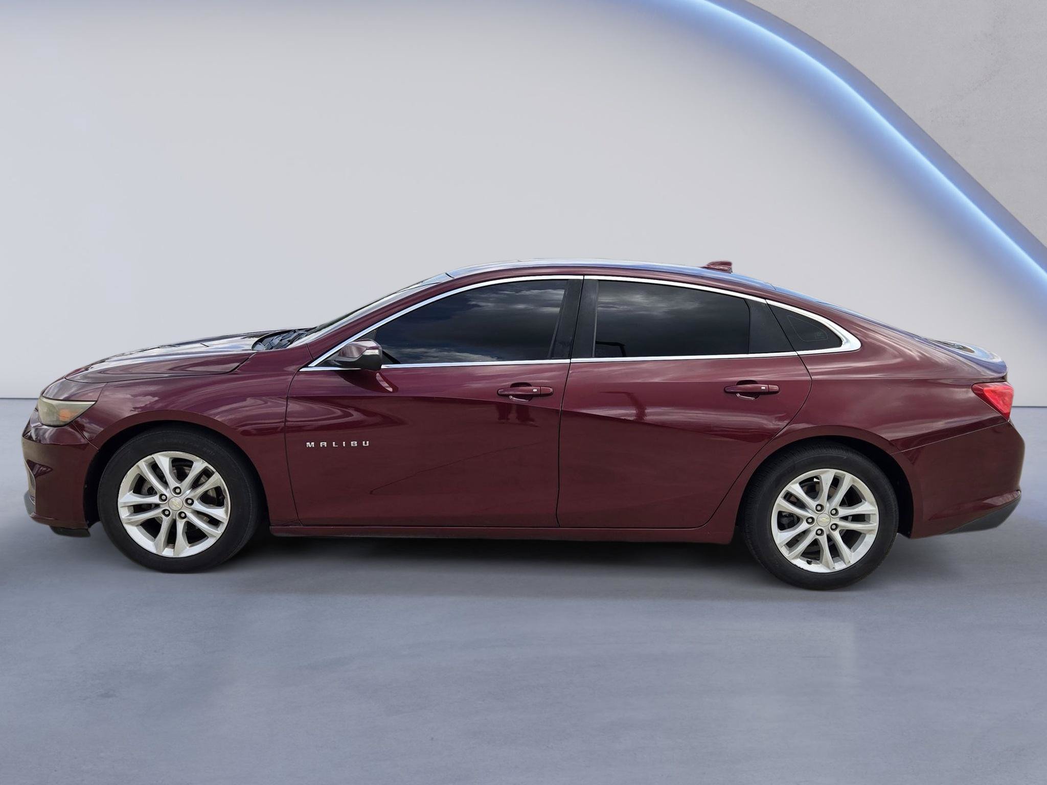 Used 2016 Chevrolet Malibu LT w/ Driver Confidence Package FWD image 5
