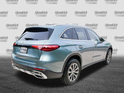 Used 2025 Mercedes-Benz GLC 300 4MATIC image 10