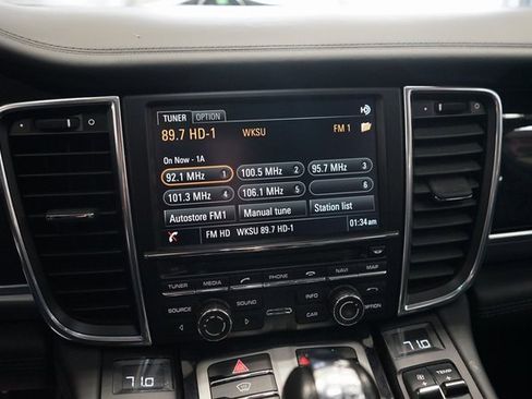 Used 2014 Porsche Panamera 4S Executive w/ Sport Chrono Package image 39