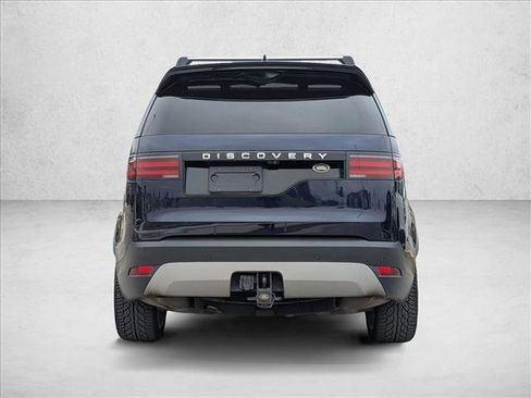 Used 2022 Land Rover Discovery S image 6