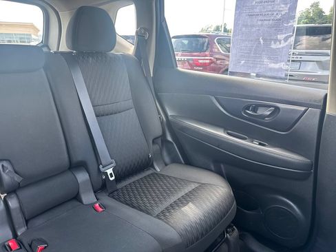 Used 2020 Nissan Rogue S AWD/4WD image 29