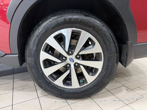 Used 2025 Subaru Outback Premium AWD/4WD image 22
