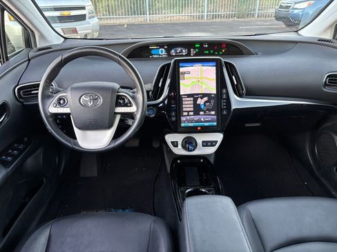 Used 2018 Toyota Prius Prime image 5
