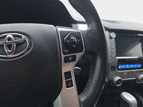 Used 2021 Toyota Tundra Limited image 19
