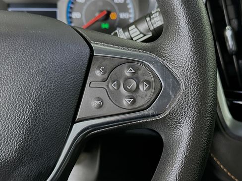 Used 2019 Chevrolet Traverse LS FWD image 17