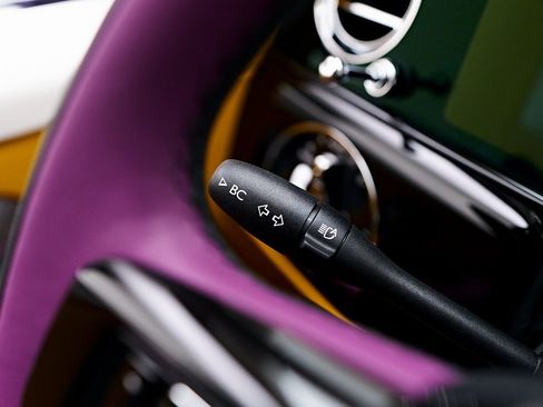 Used 2025 Rolls-Royce Cullinan image 69