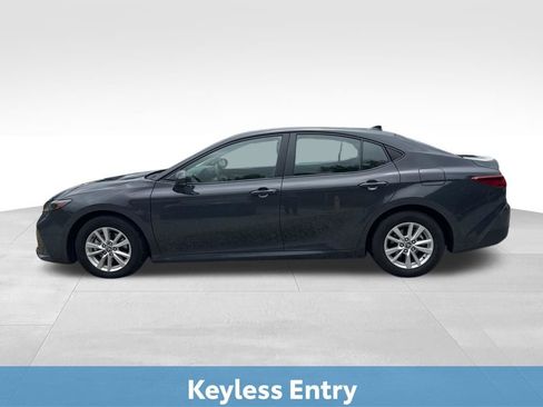 Used 2025 Toyota Camry LE FWD image 3