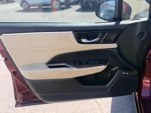 Used 2018 Honda Clarity Plug-In Hybrid image 10