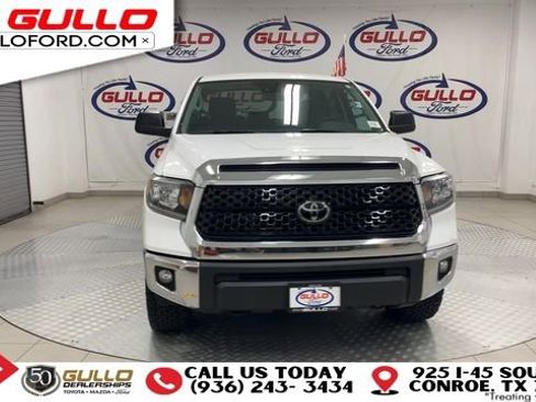 Used 2021 Toyota Tundra SR5 w/ SR5 Upgrade Package AWD/4WD image 3