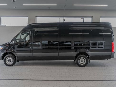 New 2025 Mercedes-Benz Sprinter 3500 image 2