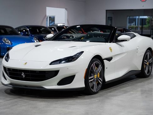 Used 2019 Ferrari Portofino image 76