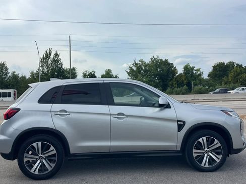 Used 2021 Mitsubishi Outlander Sport Black Edition FWD image 4