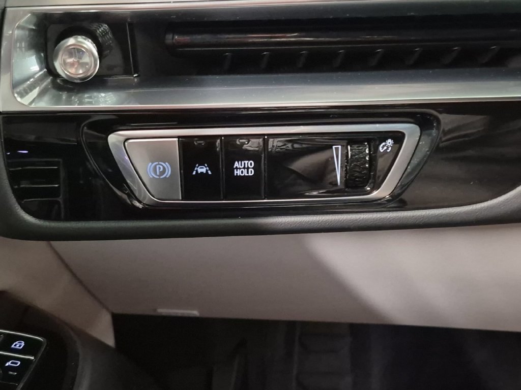 Certified 2024 Cadillac Lyriq Luxury RWD image 21