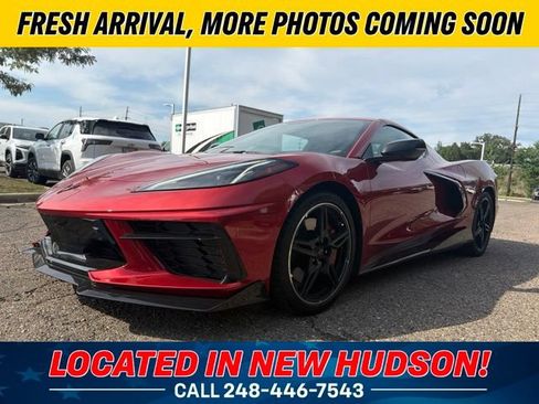 Used 2021 Chevrolet Corvette Stingray Premium Cpe w/ Z51 Performance Package RWD image 1