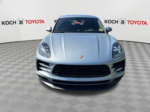 Used 2020 Porsche Macan AWD/4WD image 2
