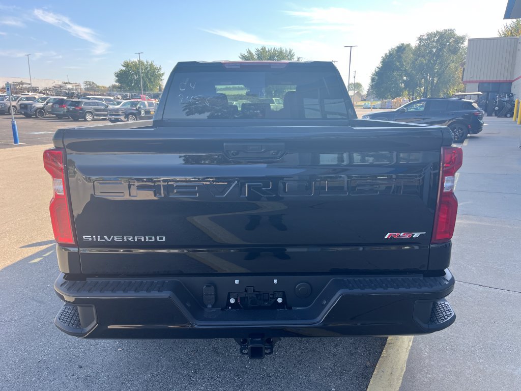 New 2026 Chevrolet Silverado 1500 RST w/ RST Select Package AWD/4WD image 6