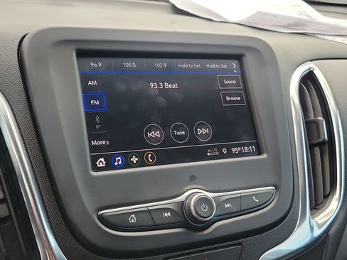 Certified 2021 Chevrolet Equinox LT FWD image 32