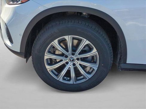 Used 2026 Mercedes-Benz GLC 300 4MATIC image 10