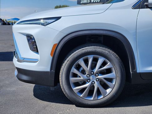 New 2026 Buick Enclave Preferred w/ Power Package image 5