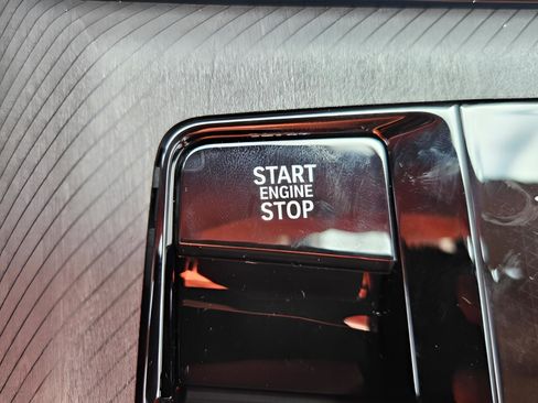 New 2026 BMW X3 xDrive30 w/ Convenience Package image 39