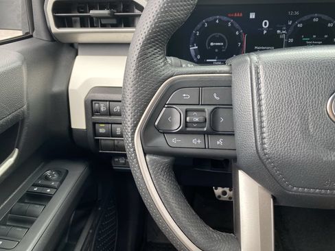 Used 2024 Toyota Tacoma TRD Sport w/ TRD Sport Upgrade Package RWD image 21