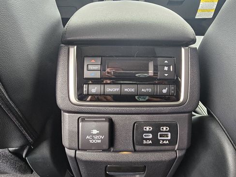 New 2025 Subaru Ascent Bronze Edition w/ Popular Package #2 image 16