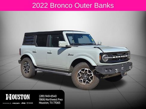 Used 2022 Ford Bronco Outer Banks AWD/4WD image 1