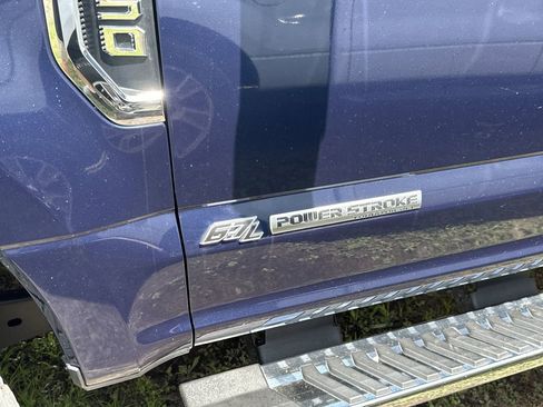 Used 2019 Ford F250 Lariat w/ Lariat Ultimate Package image 7