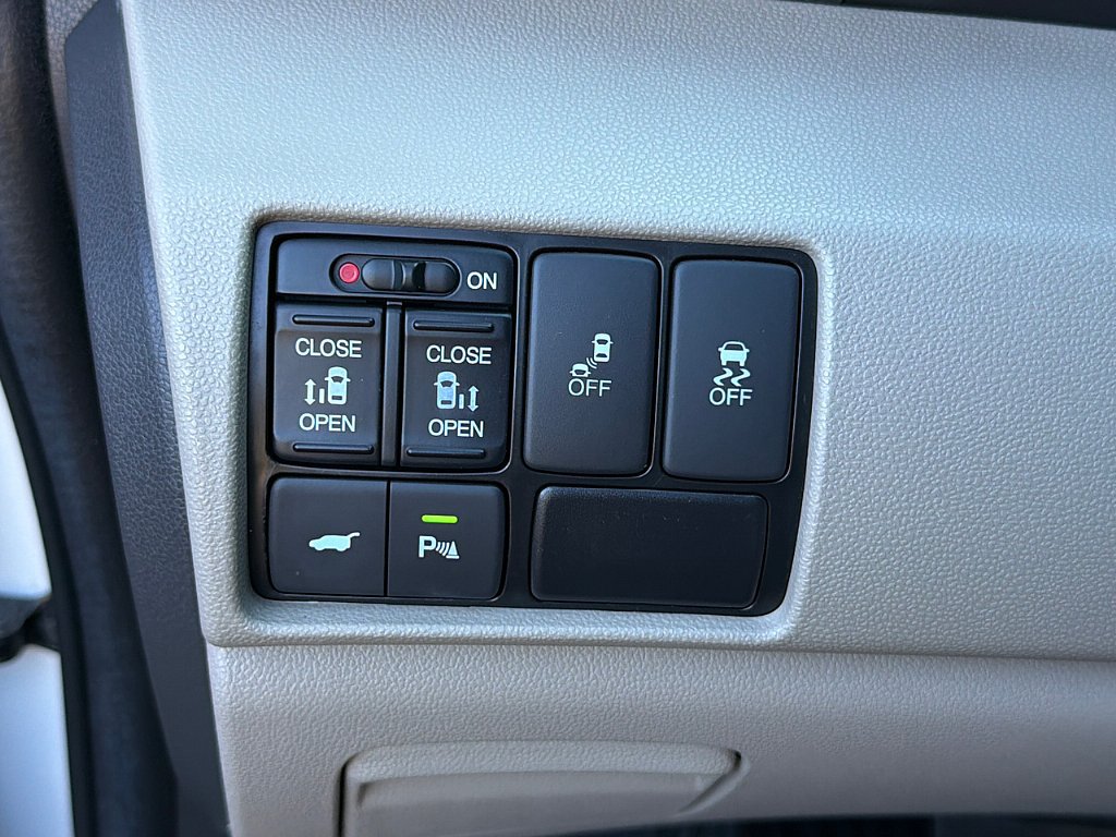 Used 2011 Honda Odyssey Touring image 29