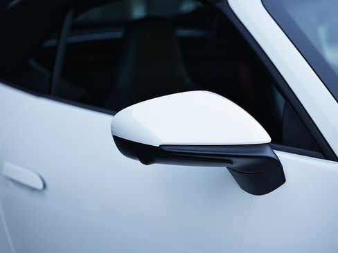 Certified 2025 Porsche 911 Carrera image 20