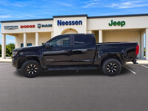 Used 2019 Chevrolet Colorado W/T RWD image 4