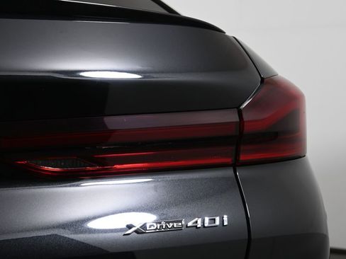 New 2026 BMW X6 xDrive40i w/ Climate Comfort Package image 13