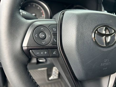 Used 2023 Toyota Camry SE FWD image 15