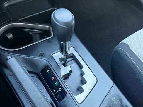Used 2018 Toyota RAV4 XLE w/ Convenience Package AWD/4WD image 28