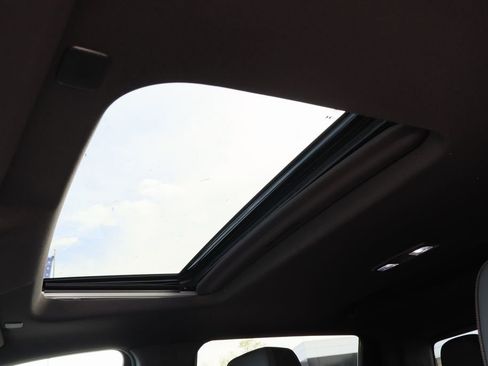 Certified 2025 Chevrolet Silverado 2500 High Country w/ Technology Package image 22