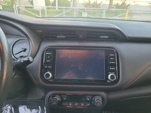 Used 2023 Nissan Kicks SR w/ SR Premium Package FWD image 20