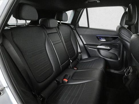 Certified 2025 Mercedes-Benz GLC 300 4MATIC image 21