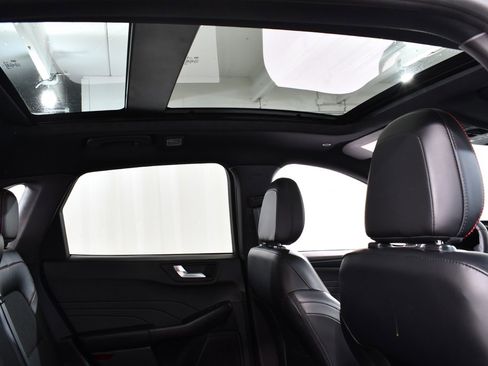 Used 2023 Ford Escape ST-Line w/ Tech Pack #1 image 18