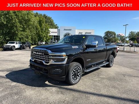 Used 2025 RAM 3500 Longhorn w/ Towing Technology Group AWD/4WD image 1
