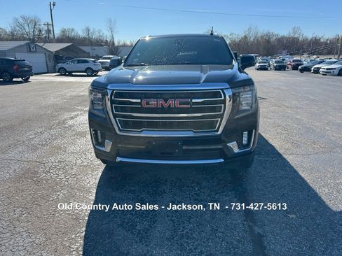 Used 2022 GMC Yukon SLT w/ SLT Luxury Package image 3