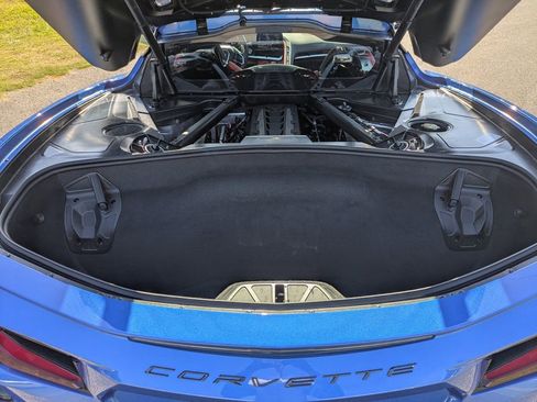 Used 2021 Chevrolet Corvette Stingray Preferred Cpe w/ 2LT RWD image 13